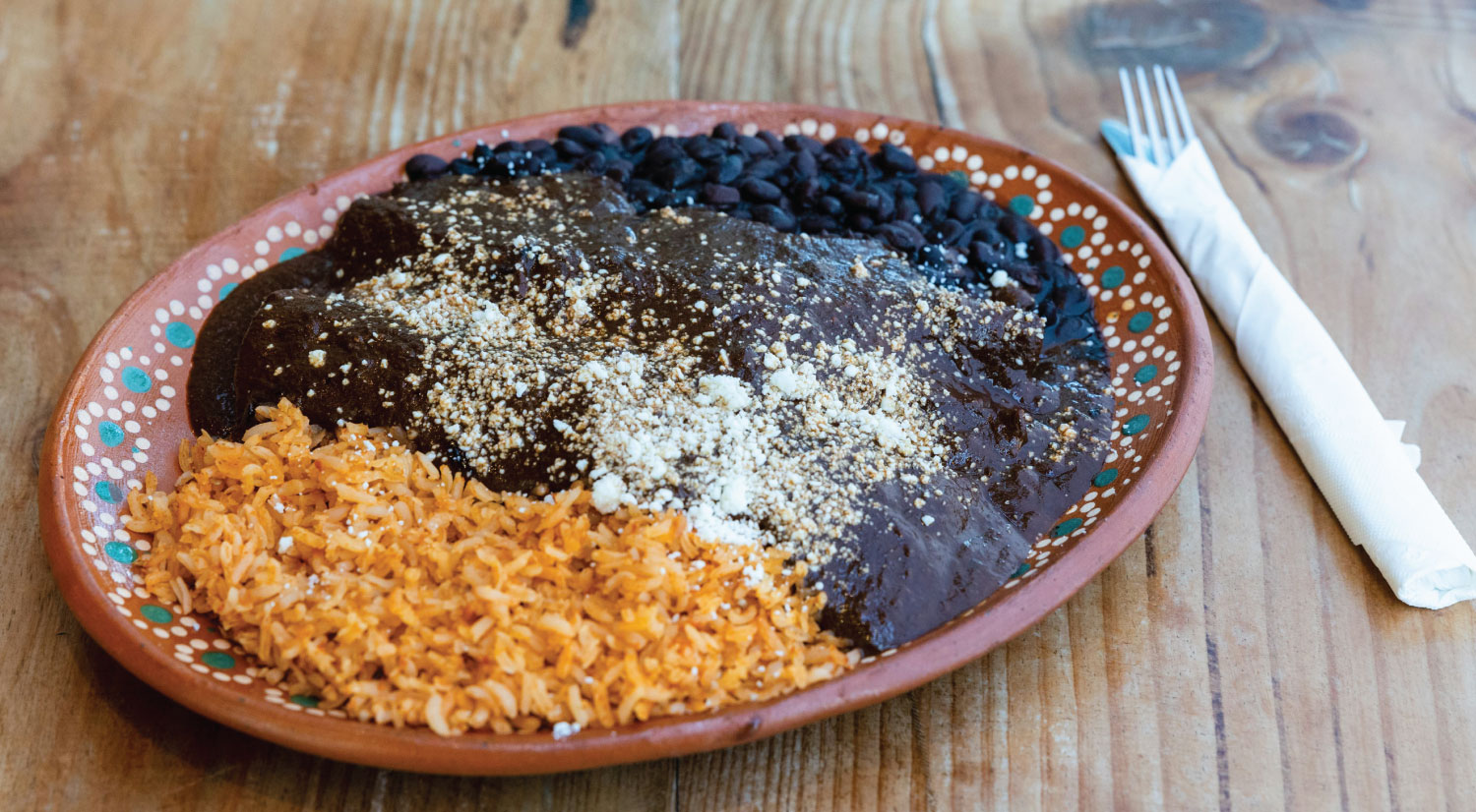 Platos Fuertes: El Alma de "Maíz y Fuego"